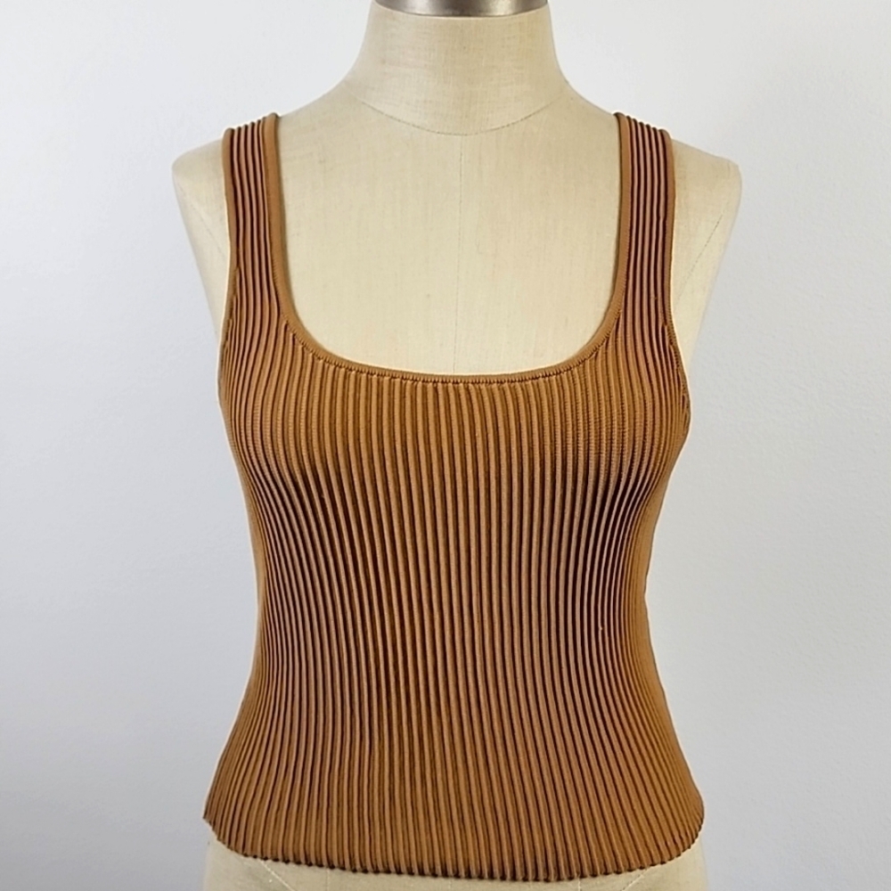 Forever 21 Brown Abstract Ribbed Crop Tank Top Size Medium